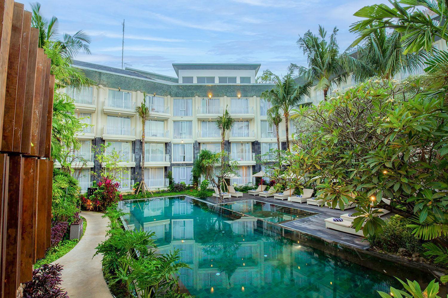 The 1O1 Bali Fontana Seminyak Legian Exterior foto
